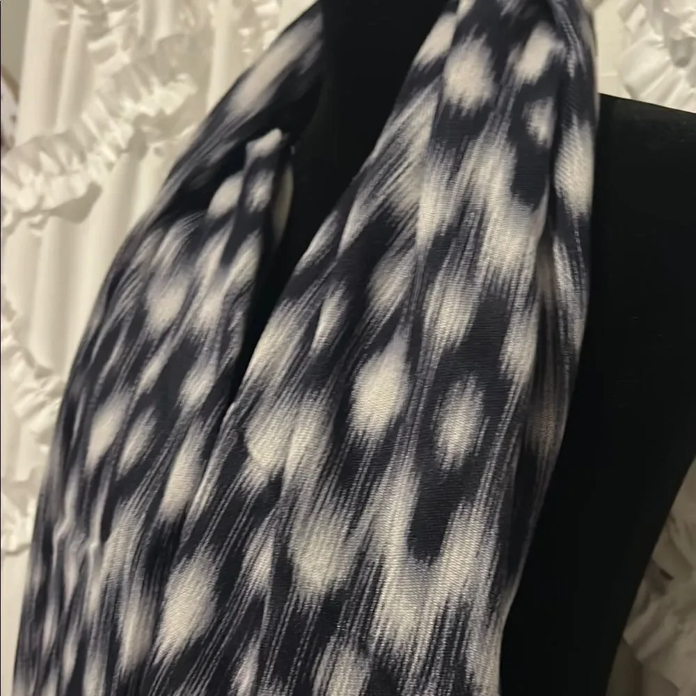 Talbots Chic Black and White Scarf